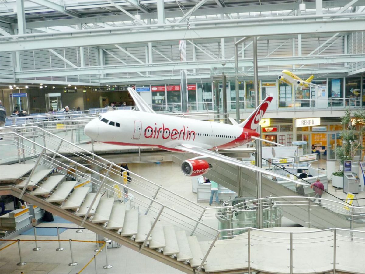 Réalisation d'un modèle réduit d'avion pour Airport-Nürnberg